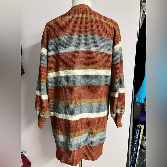 Pink Rose Women’s Open Front Sweater, Large, Earth/Natural Tones - Picture 2 of 2